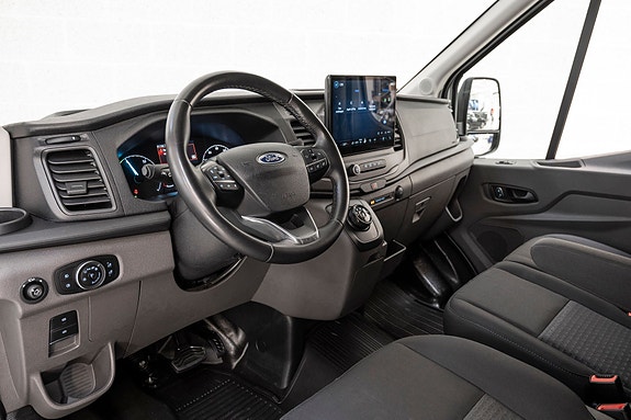 Ford Transit 19 of 28