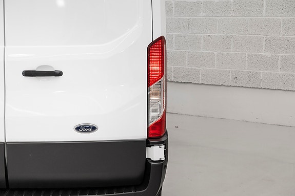 Ford Transit 9 of 28