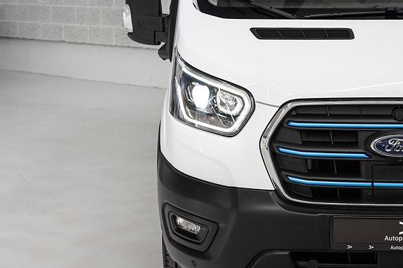Ford Transit 5 of 28