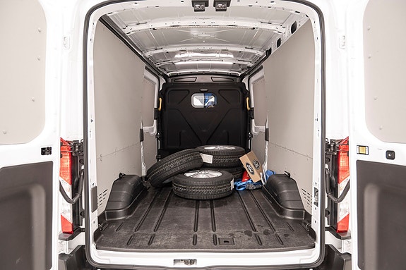 Ford Transit 23 of 28