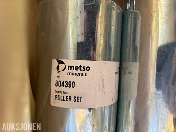 Metso 4 stk. Metso Minerals 804390 bandrullesett + 1 stk. brukt bandrullesett 7 of 10
