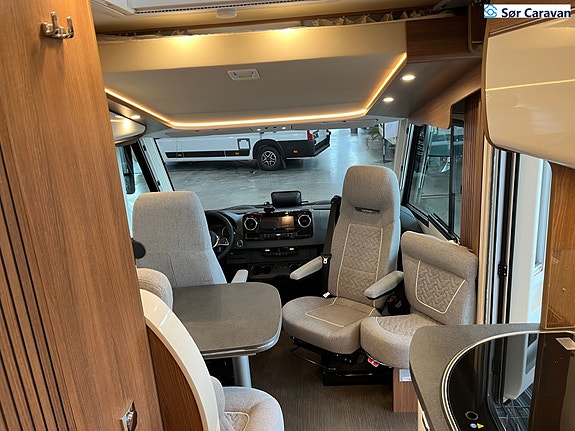 Carthago C2-tourer I 141 KB-LE  3.5t  Mercedes Messe tilbud 17 of 30