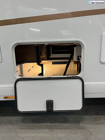 Carthago C2-tourer I 141 KB-LE  3.5t  Mercedes Messe tilbud 13 of 30