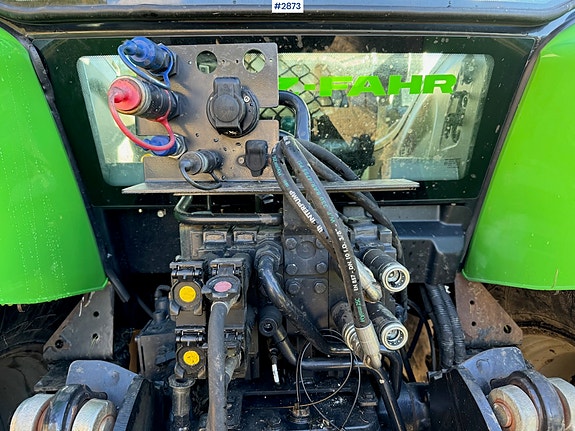 Deutz Fahr 6120 TV m/frontlaster og tvillinghjul 21 of 28