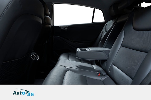 Hyundai IONIQ 29 of 30