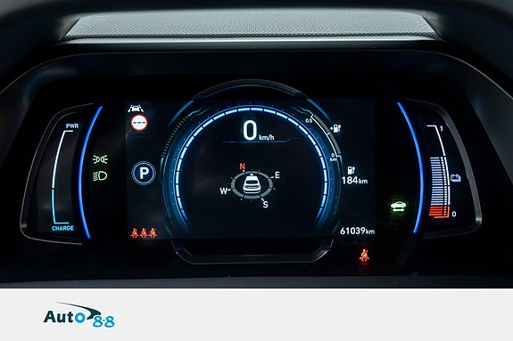 Hyundai IONIQ 10 of 30