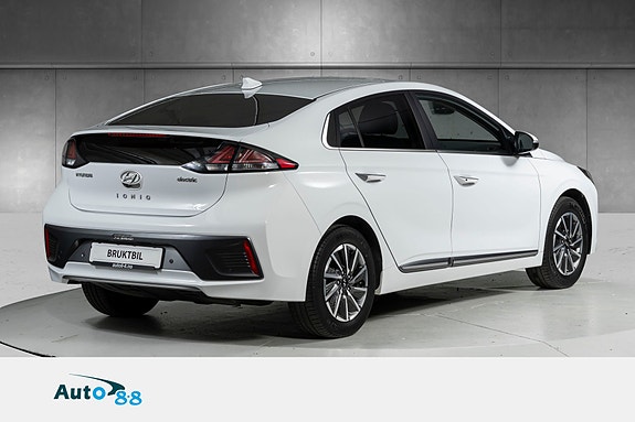 Hyundai IONIQ 3 of 30
