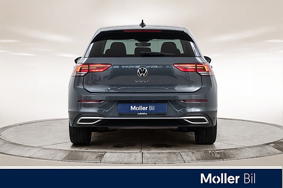 Volkswagen Golf VIII 4 of 22
