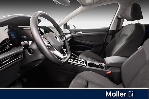 Volkswagen Golf VIII 9 of 22