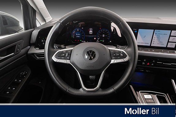 Volkswagen Golf VIII 13 of 22