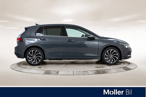 Volkswagen Golf VIII 6 of 22