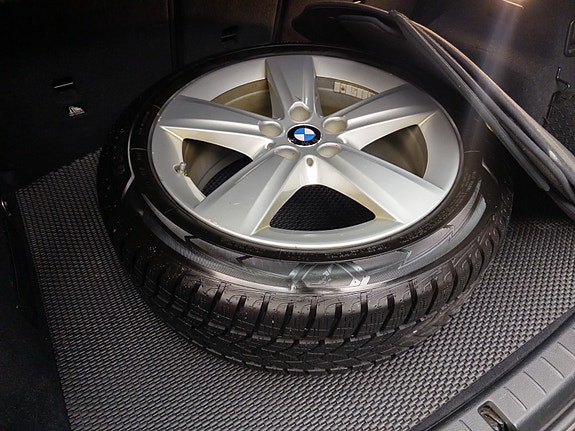 BMW 225xe 23 of 30