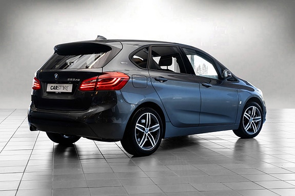 BMW 225xe 5 of 24