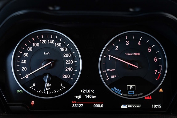 BMW 225xe 9 of 24