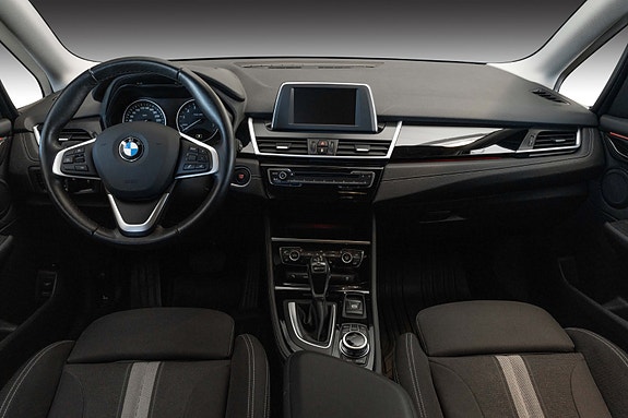 BMW 225xe 24 of 24