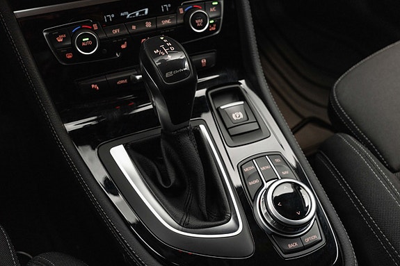 BMW 225xe 12 of 24