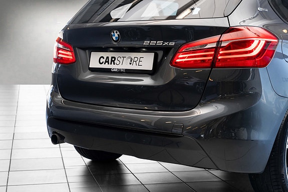 BMW 225xe 6 of 24