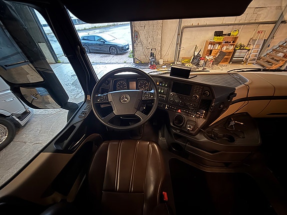 Mercedes-Benz STX Actros 2651 6 hester - push-out, push-up 10 of 18