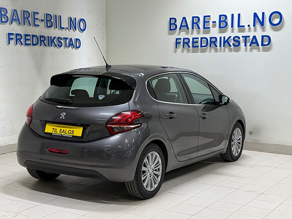Peugeot 208 12 of 30