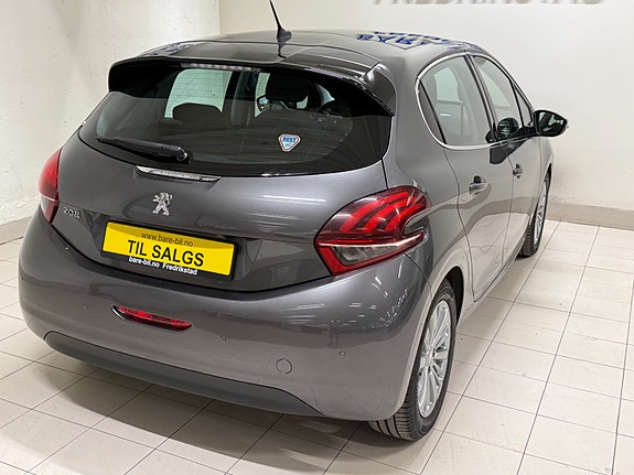 Peugeot 208 16 of 30