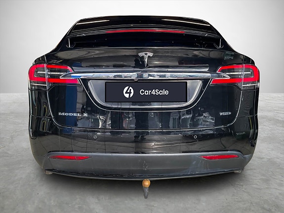 Tesla Model X 3 of 22