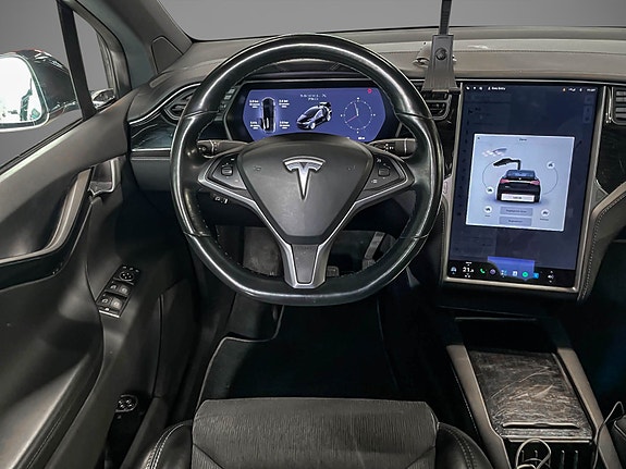 Tesla Model X 11 of 22