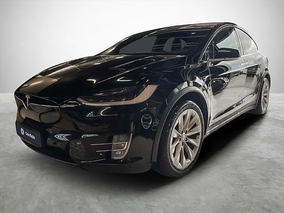 Tesla Model X 7 of 22