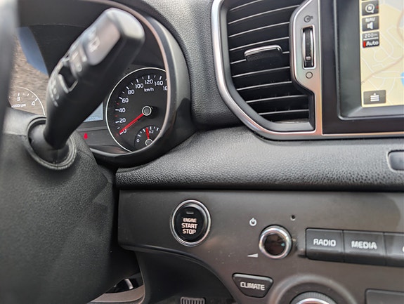 Kia Sportage 17 of 30