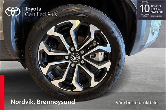 Toyota Yaris Cross 18 of 18