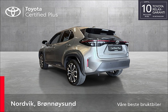 Toyota Yaris Cross 3 of 18