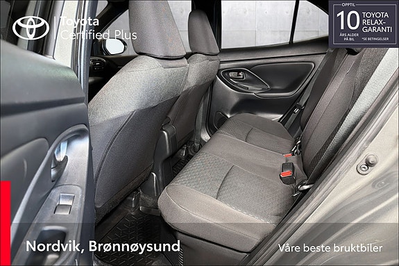 Toyota Yaris Cross 16 of 18