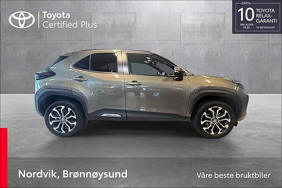 Toyota Yaris Cross 6 of 18