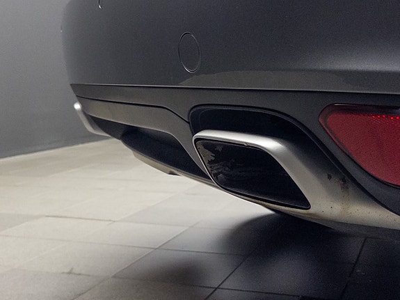 Porsche Cayenne 30 of 30