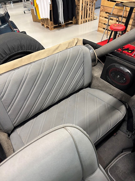 Jeep Wrangler 5 of 11