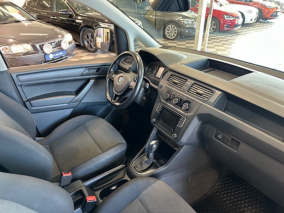 Volkswagen Caddy Maxi 22 of 30