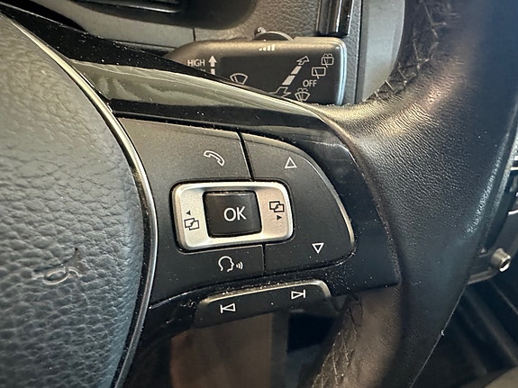 Volkswagen Caddy Maxi 18 of 30