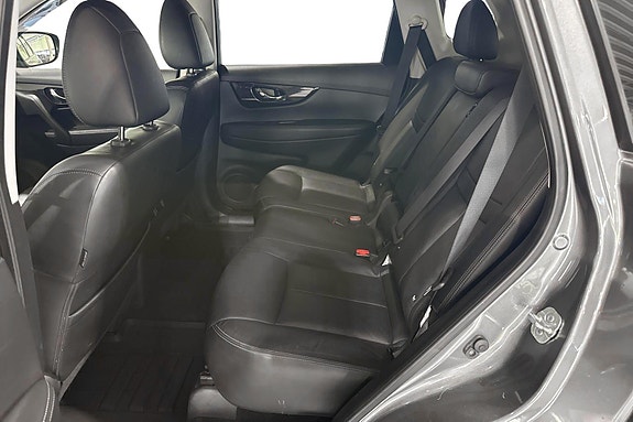 Nissan X-Trail 7 of 24