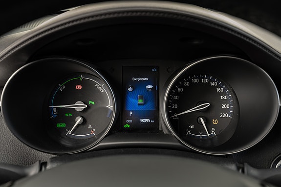 Toyota C-HR 20 of 30
