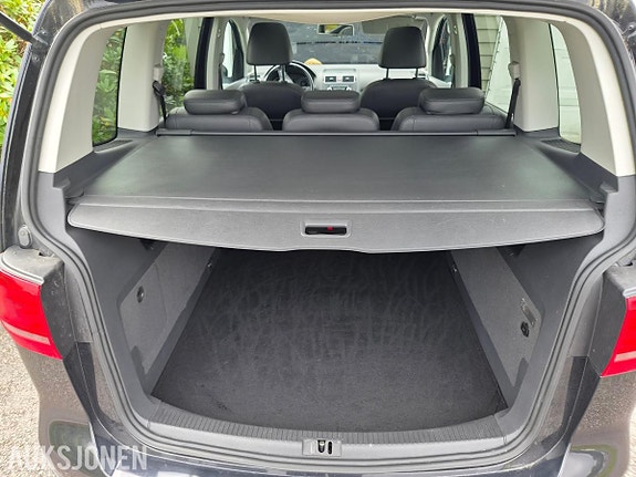 Volkswagen Touran 14 of 15