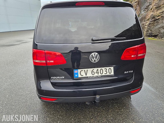 Volkswagen Touran 8 of 15