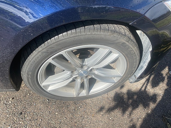Tesla Model S 6 of 10