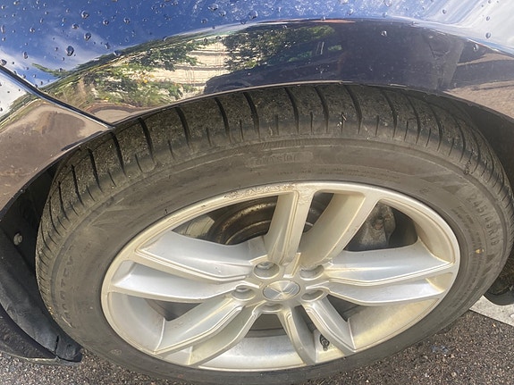 Tesla Model S 9 of 10