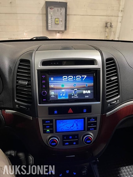 Hyundai Santa Fe 15 of 24
