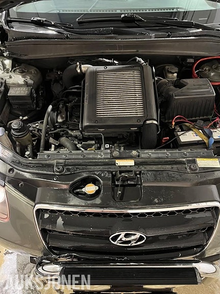 Hyundai Santa Fe 20 of 24