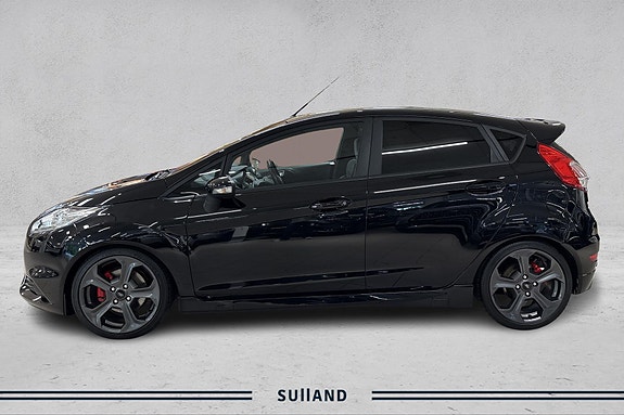 Ford Fiesta 2 of 18