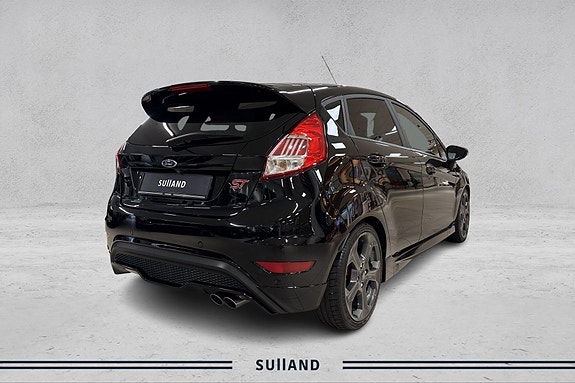 Ford Fiesta 5 of 18