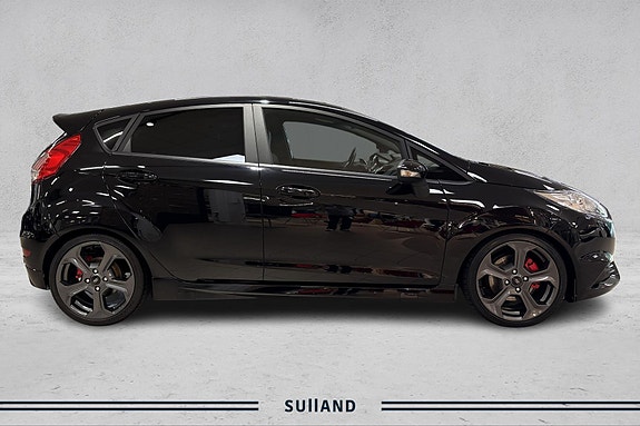 Ford Fiesta 6 of 18
