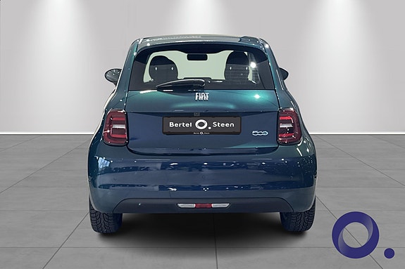 Fiat 500e 4 of 17
