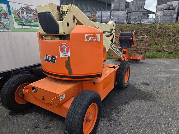 JLG 45E 2 of 5