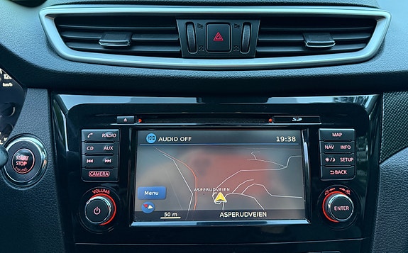 Nissan X-Trail 25 of 30